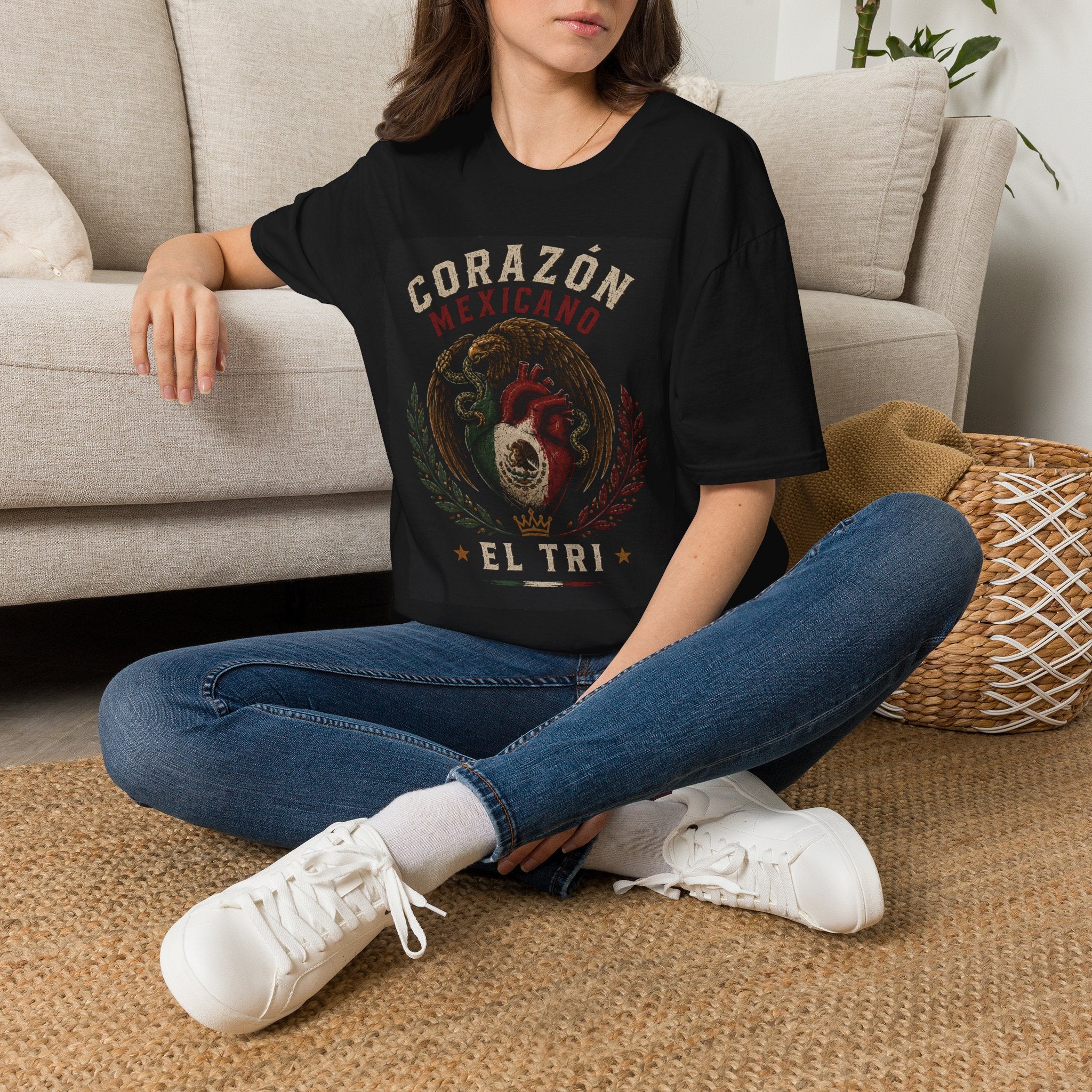 México El Tri Vintage Soccer Graphic T-Shirt | Retro Mexican Football Fan Tee